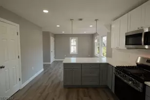 2815 N Wood Ave, Linden, NJ 07036 - Photo 15
