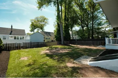 2815 N Wood Ave, Linden, NJ 07036 - Photo 3