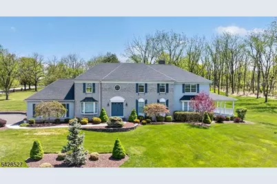 2 W View Dr, Raritan Township, NJ 08822 - Photo 1