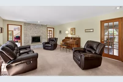 2 W View Dr, Raritan Township, NJ 08822 - Photo 17