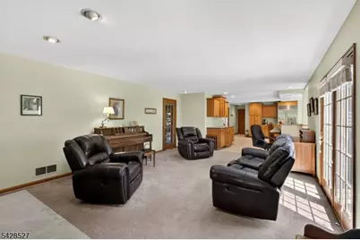 2 W View Dr, Raritan Township, NJ 08822 - Photo 15