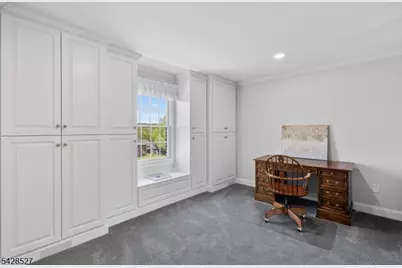 2 W View Dr, Raritan Township, NJ 08822 - Photo 23