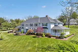 2 W View Dr, Raritan Township, NJ 08822 - Photo 3