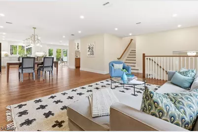 29 Heron Rd, Livingston, NJ 07039 - Photo 7