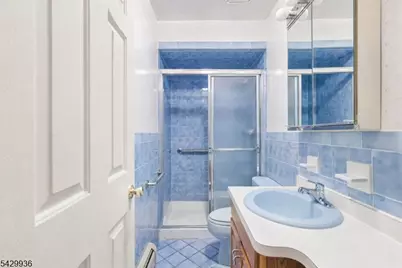 28 Verkade Dr, Wayne, NJ 07470 - Photo 15