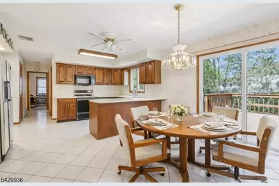 28 Verkade Dr, Wayne, NJ 07470 - Photo 13
