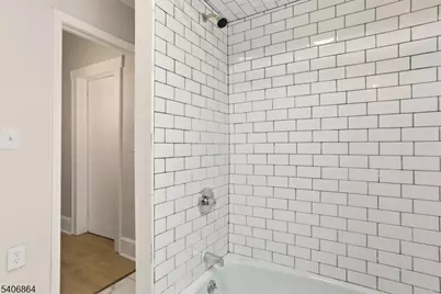 204 Pine St, Roselle, NJ 07203 - Photo 25
