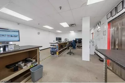 370 -376 Adams St, Newark, NJ 07114 - Photo 19