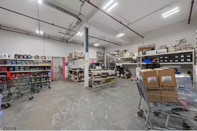 372-376 Adams St, Newark, NJ 07114 - Photo 17