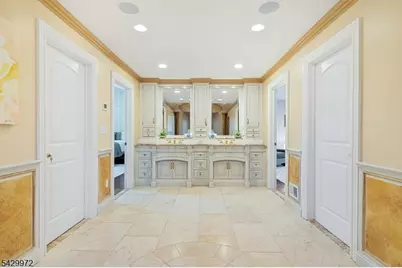 9 Bishops Ln, Millburn, NJ 07078 - Photo 21