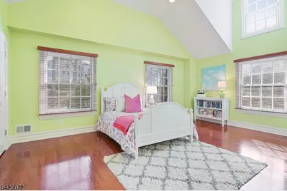 9 Bishops Ln, Millburn, NJ 07078 - Photo 29