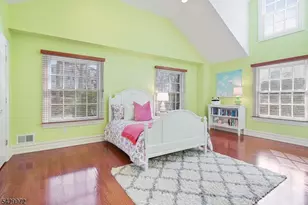 9 Bishops Ln, Millburn, NJ 07078 - Photo 29