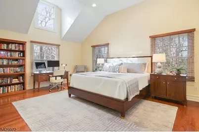 9 Bishops Ln, Millburn, NJ 07078 - Photo 27