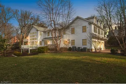 9 Bishops Ln, Millburn, NJ 07078 - Photo 39