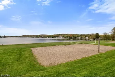 35 Maple Ln, Mount Arlington, NJ 07856 - Photo 31