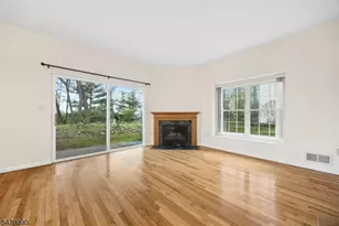 35 Maple Ln, Mount Arlington, NJ 07856 - Photo 5