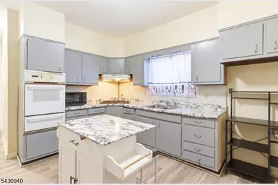 36-38 Kenmore Ave, Newark, NJ 07106 - Photo 15