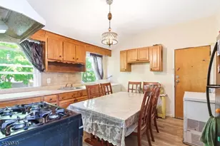 36-38 Kenmore Ave, Newark, NJ 07106 - Photo 3