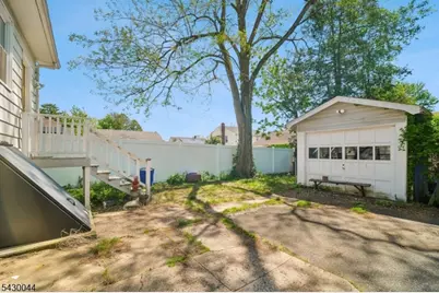 48 Elm St, West Orange Township, NJ 07052 - Photo 23