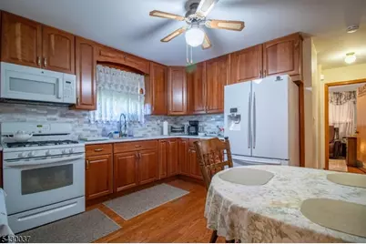 226 S 5th Ave, Manville, NJ 08835 - Photo 13