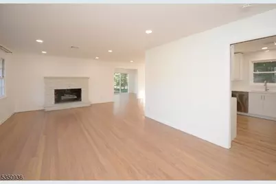 58 Oxford Pl, Glen Rock, NJ 07452 - Photo 3
