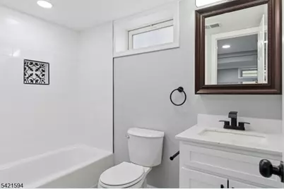 77 Lakeside Ave, Pompton Lakes, NJ 07442 - Photo 19