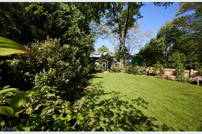 1 Edgewood Pl, Maplewood, NJ 07040 - Photo 45
