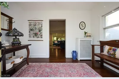 1 Edgewood Pl, Maplewood, NJ 07040 - Photo 7