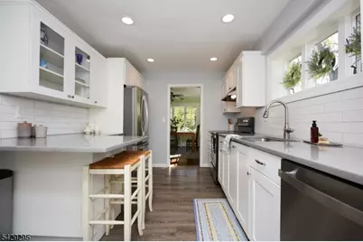 1 Edgewood Pl, Maplewood, NJ 07040 - Photo 25