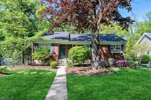 31 Stonefield Rd, Glen Rock, NJ 07452 - Photo 1