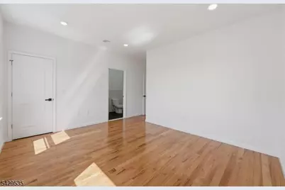 68 Sherman Ave, Newark, NJ 07114 - Photo 35