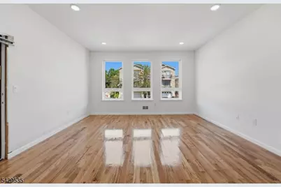 68 Sherman Ave, Newark, NJ 07114 - Photo 5