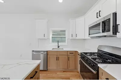 68 Sherman Ave, Newark, NJ 07114 - Photo 23