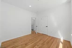 68 Sherman Ave, Newark, NJ 07114 - Photo 33