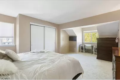 15 Garden Ct, Roxbury Township, NJ 07876 - Photo 13