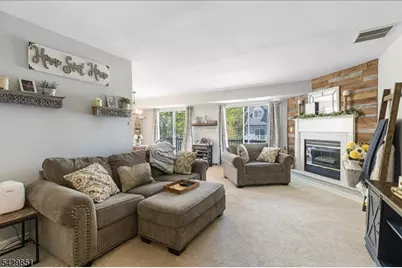 15 Garden Ct, Roxbury Township, NJ 07876 - Photo 3