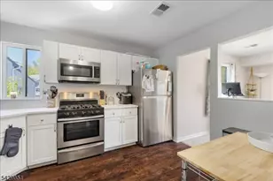 15 Garden Ct, Roxbury Township, NJ 07876 - Photo 7