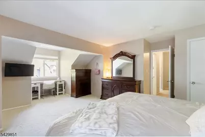 15 Garden Ct, Roxbury Township, NJ 07876 - Photo 11