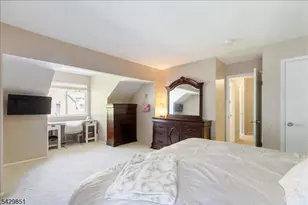 15 Garden Ct, Roxbury Township, NJ 07876 - Photo 11