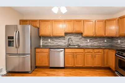 226 Bond St #1, Elizabeth, NJ 07206 - Photo 9