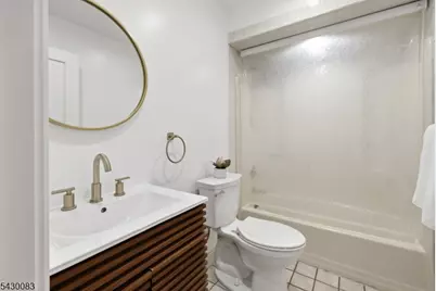 64 Longfellow Dr, Woodbridge Township, NJ 07067 - Photo 17
