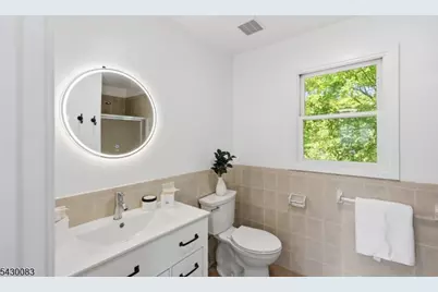 64 Longfellow Dr, Woodbridge Township, NJ 07067 - Photo 15