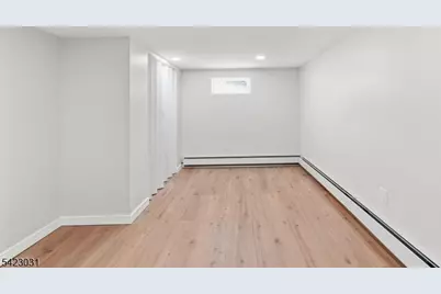 325 Schley St, Newark, NJ 07112 - Photo 29