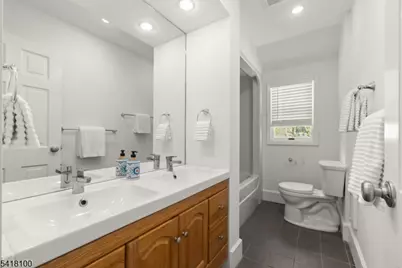 372 Wyoming Ave, Millburn, NJ 07041 - Photo 35