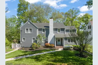 372 Wyoming Ave, Millburn, NJ 07041 - Photo 3