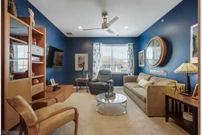 10402 Warrens Way #402, Wanaque, NJ 07465 - Photo 5