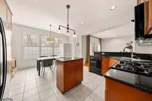 48 Bovensiepen Ct, Roseland, NJ 07068 - Photo 7