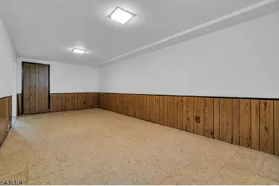 179 Valley View Rd, Hillside, NJ 07205 - Photo 19