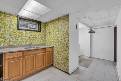 179 Valley View Rd, Hillside, NJ 07205 - Photo 17