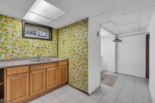 179 Valley View Rd, Hillside, NJ 07205 - Photo 17